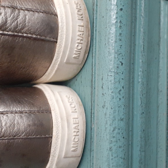 MICHAEL KORS SNEAKERS SZ 9 M - Picture 3 of 8